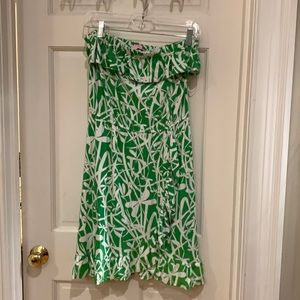 Lilly Pulitzer Strapless Dress. EUC. Large